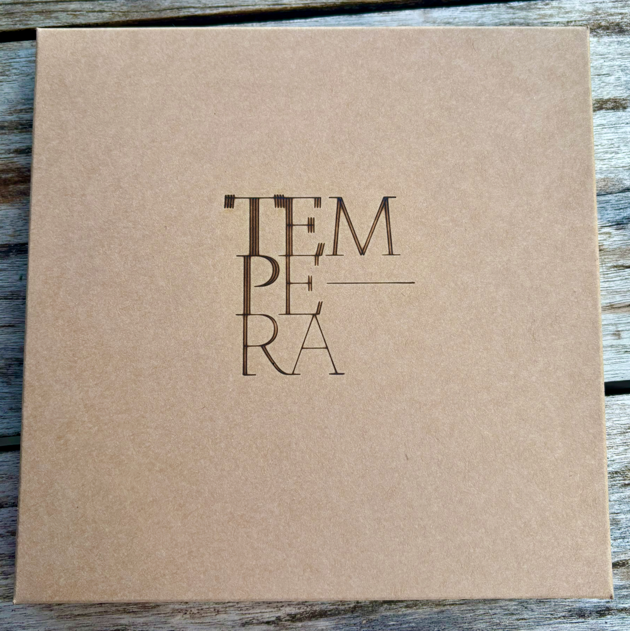 Tempera Oak